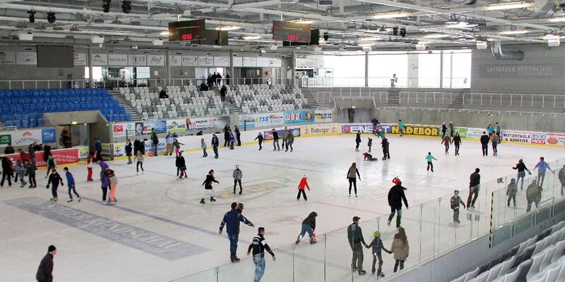 News Titelbild - Stadtrat Weißwasser beschließt Umbau der Eisarena